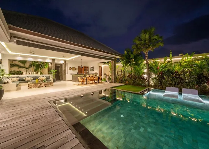 Villa Tira - Elegant 3Br In Central Seminyak