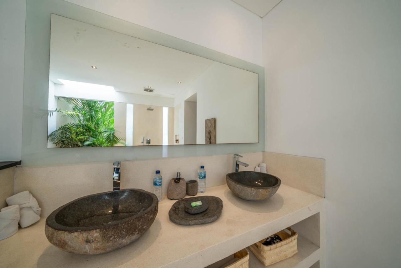 Tira - Elegant 3br In Seminyak (Bali)